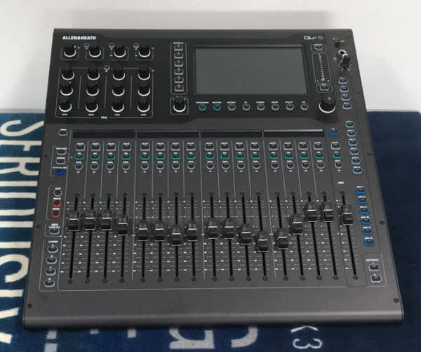 Allen & Heath QU-5 - B Stock