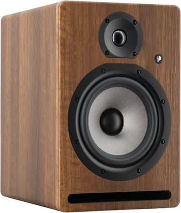 Pro 7 V4 Walnut