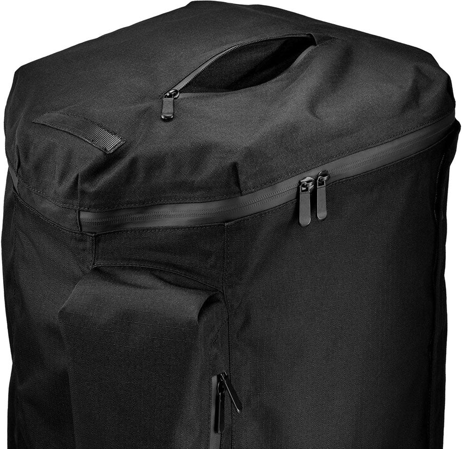 Everse 12 Raincover