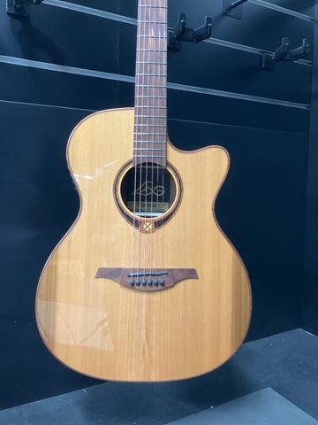 Tramontane T118Ace Auditorium Cutaway Electro - B Stock