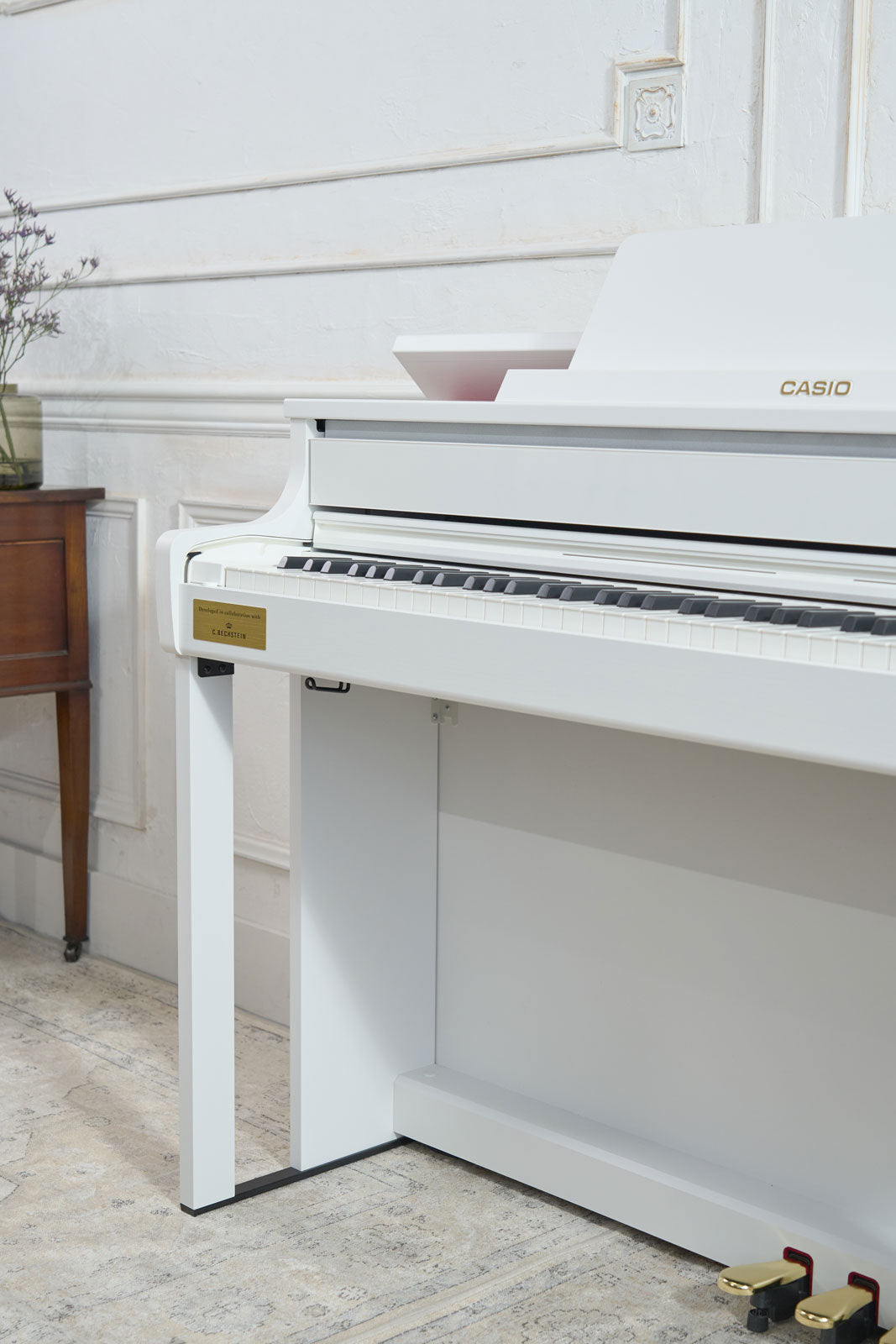 AP-750 White