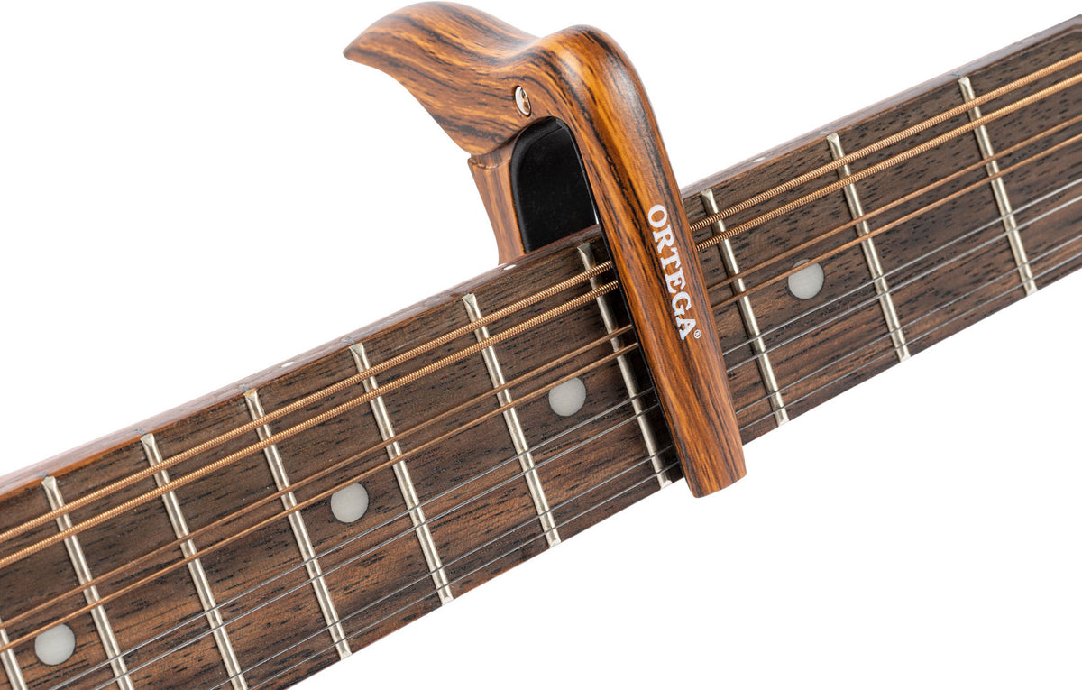 Capo Ortega Ukulele & Banjo Walnut