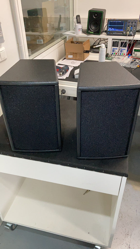 Powered Sound System for up to 250 People - B Stock