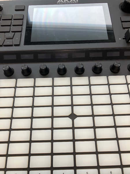 Akai Professional FORCE - B Stock